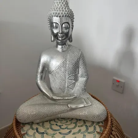 Apartment Elegant Escape In Nicosia