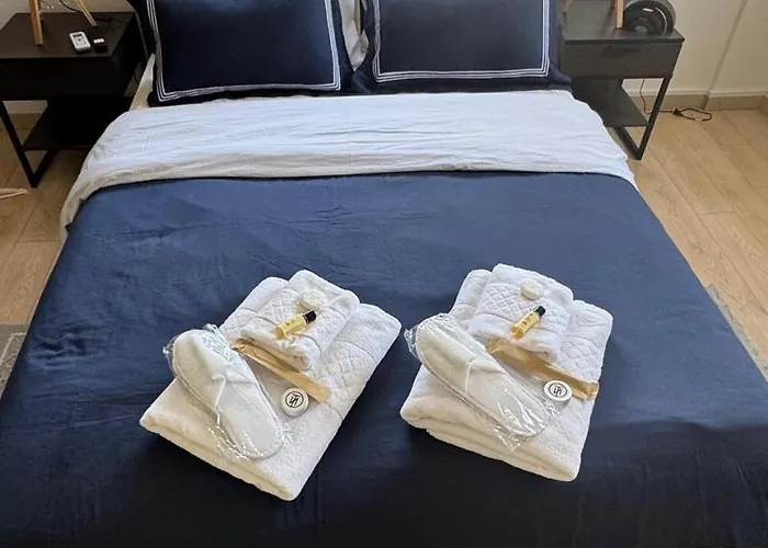 Elegant Escape In Апартаменты Никосия