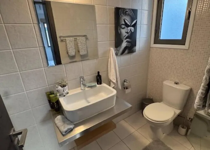 Elegant Escape In Апартаменты